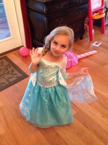 10312014 Elsa for Halloween
